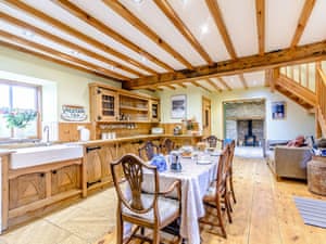 Kitchen/diner | Sir Francis Bigod - Seaton Hall, Staithes