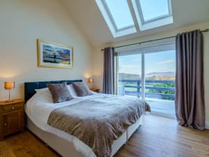 Double bedroom | Invernahyle Cottage, Duror