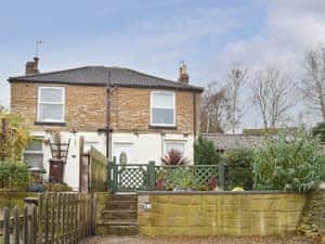 Exterior | Milly&rsquo;s Cottage, East Ayton, near Scarborough