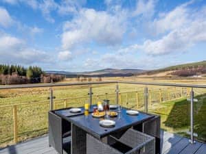 Decking | Knocknahighle, Cromdale, near Aviemore