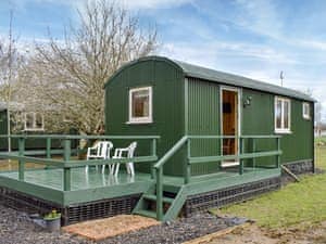 Exterior | Shepherds Hut 2 in Kent, Shepherds Hut 1 in Kent - The Shepherds Huts at Laddingford, Laddingford, near Maidstone