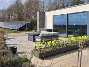 Exterior | Park Barn, Lichfield