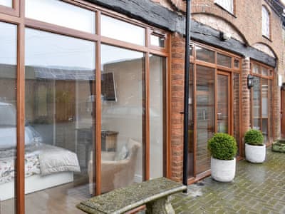 Attractive holiday home | Skylark - Bird Barn Cottages, Lower Drayton, near Penkridge