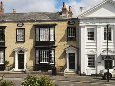 Exterior | The Camber, Cowes