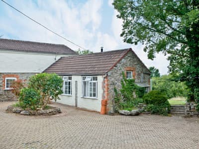 Exterior | Granary - Summercourt Cottages, St Martin, near Looe