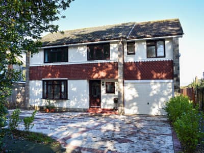 Exterior | Serena, Ryde