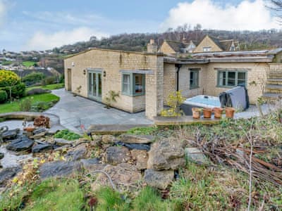 Exterior | Coach House Cottage, Wotton-under-Edge 