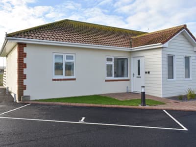 Exterior | Bungalow 1 - Fort Spinney Holiday Bungalows, Yaverland