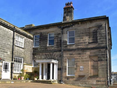 Exterior | Abbey Peep - Mariner&rsquo;s House - Abbey Peep, Whitby