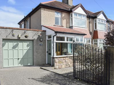 Exterior | Och Moo at No. 47, Seahouses