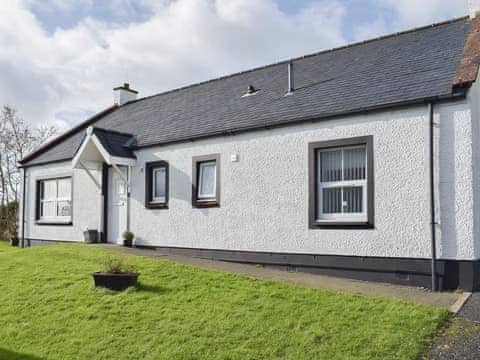 Beautiful whitewashed Scottish holiday home | Willow Cottage - Culmore Bridge Cottages, Sandhead