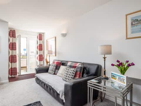 Cosy living area | 14 Belvedere Court - Belvedere Court, Paignton