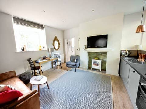 Tastefully furnished open plan living space | Head Lad Cottage - Dalesend Cottages, Bedale