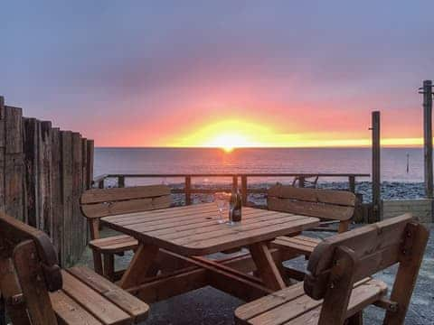 Decking | Ystwyth House, Borth, near Aberystwyth