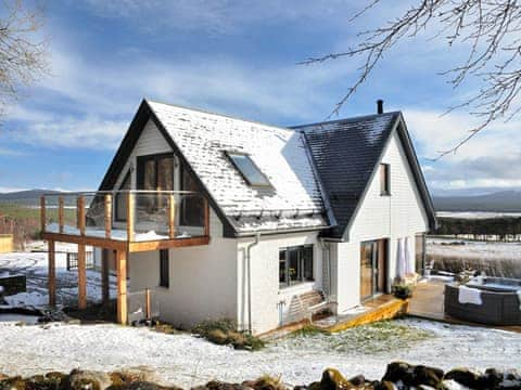 Exterior | Tom&rsquo;s Lodge, Boat of Garten, near Aviemore