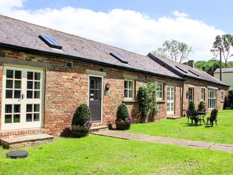 Exterior | The Old Cowshed - The Drewton Estate Cottages, South Cave near Beverley