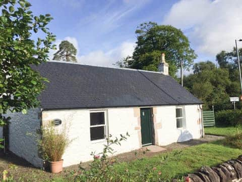 Exterior | Crosskeys Cottage, Glen Fruin, by Helensburgh