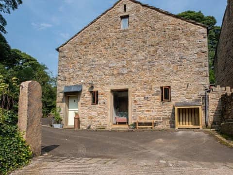 Exterior | Barn Cottage - Peak Boutique Cottages, Hayfield, near High Peak