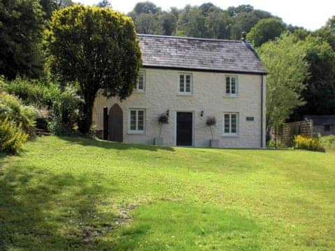 Exterior | Tintern Abbey Cottage, Tintern