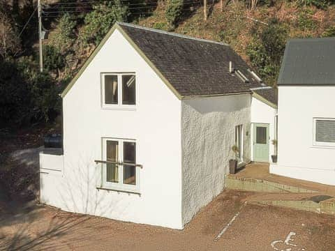 Lovely cottage annexe perched on the lochside | The Stables Cottage - Allt-Nan-Ros Apartments, Onich, near Fort William