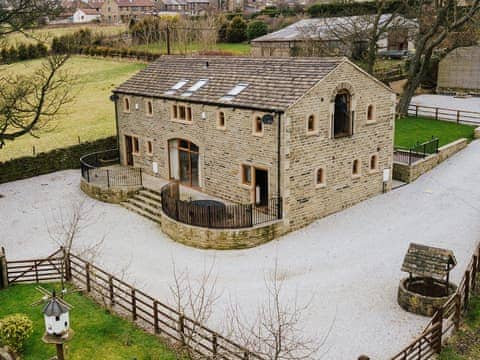 Exterior | Cedar Barn - Hargreaves Head Holiday Cottages, Northowram, near Halifax 