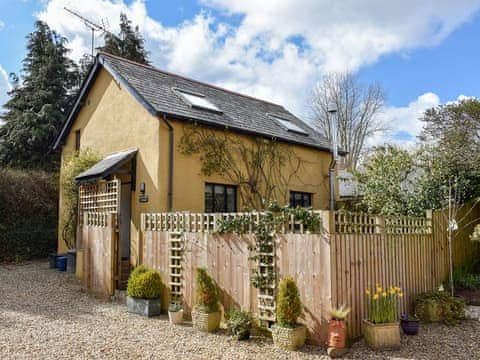 Exterior | Barn Court Cottage, Washfield, near Tiverton