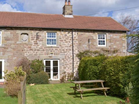 South facing exterior and front garden  | Cheviot View, Berwick-upon-Tweed, near Holy Island