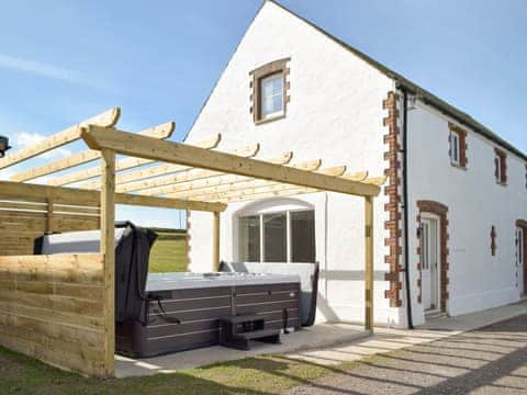 Exterior | The Millhouse - Musselwick Farm, St Brides