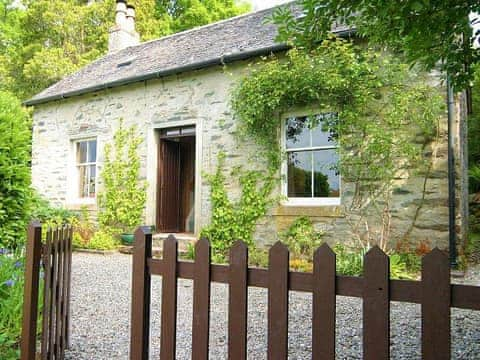 Springburn Cottage, Strathlachan