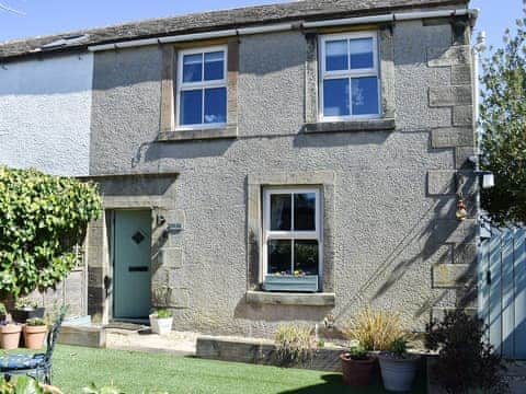 Exterior | Meadow View, Youlgrave, near Bakewell