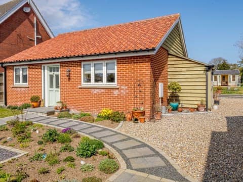 Exterior | Holly Lodge, Hemsby