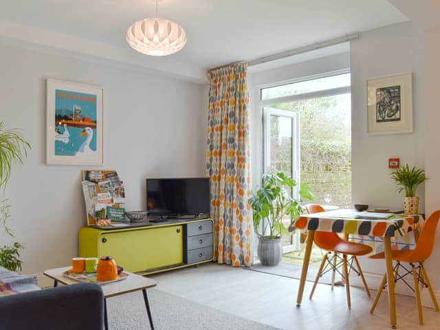 Delightful open plan living space | The Garden Flat, St Leonards-on-Sea, near Hastings