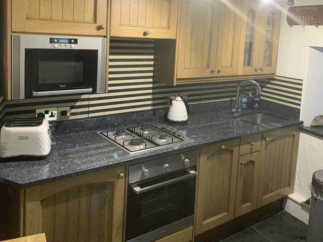 Kitchen | Fisherman&rsquo;s Cottage, Barbican, Plymouth