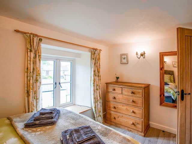 Double bedroom | Fern Cottage, Bradwell