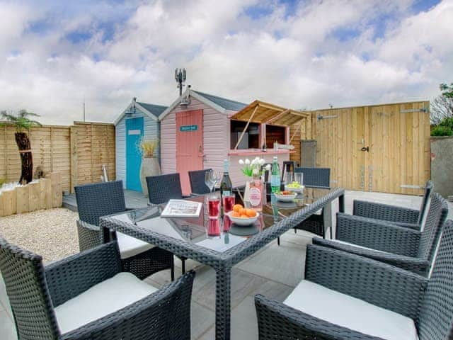 Inviting sitting-out-area | Amber Waves, Seahouses