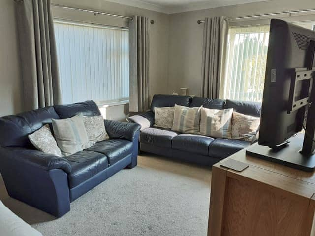 Cosy living room with bedroom area | Green View, Churston Ferrers, near Brixham