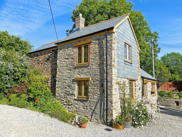 Delightful holiday home | The Old Sawmill @ Sunnyside, Trevelmond, near Liskeard