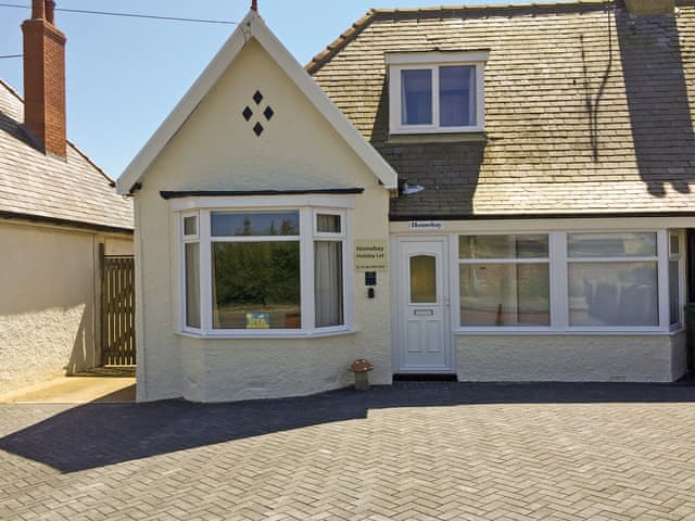 Charming holiday home | Homebay, Flamborough