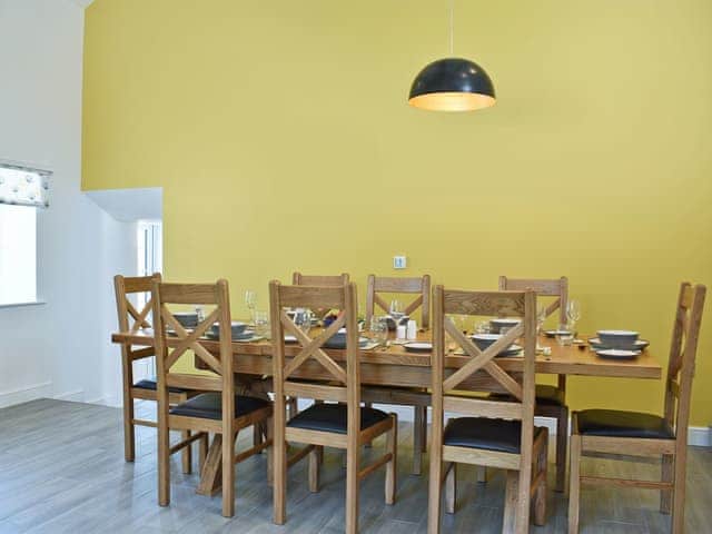 Kitchen/diner | The Granary - Chalet Farm Holidays, Langtoft, near Driffield