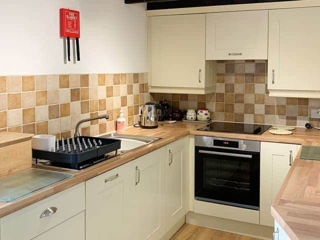 Kitchen area | Rock Cottage, Crosthwaite