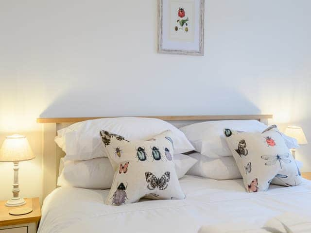 Double bedroom | Ladybird Barn - Medlam Holiday Barns, Carrington, near Boston