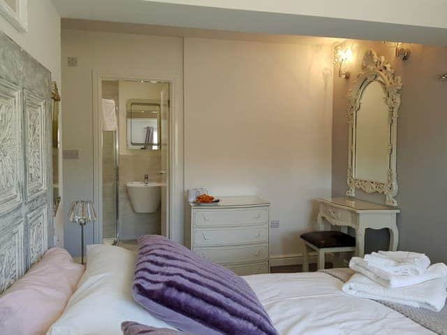 Double bedroom | Abbey Field, Whitby