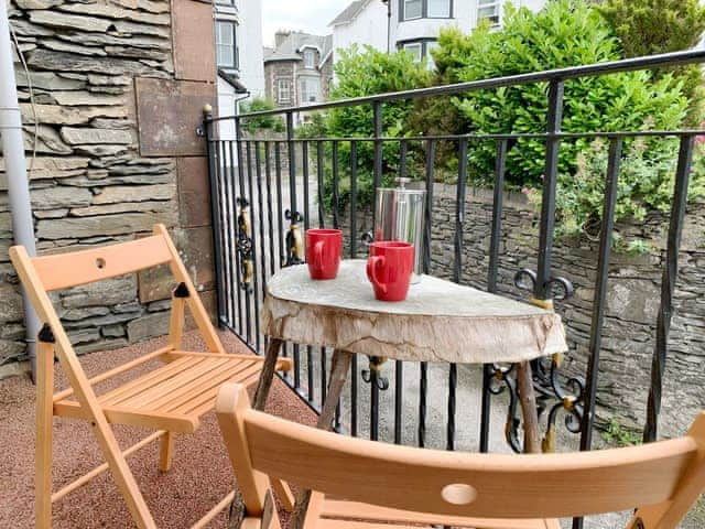 Sitting-out-area | The Stable View, Bowness