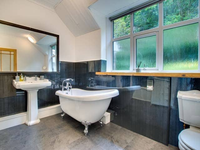 Bathroom | Heron House, Berwick-upon-Tweed