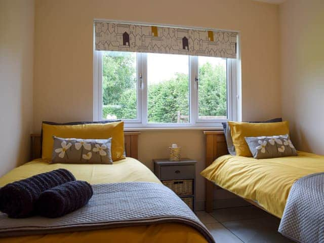 Twin bedroom | Bumble Lodge, Crickheath, near Oswestry