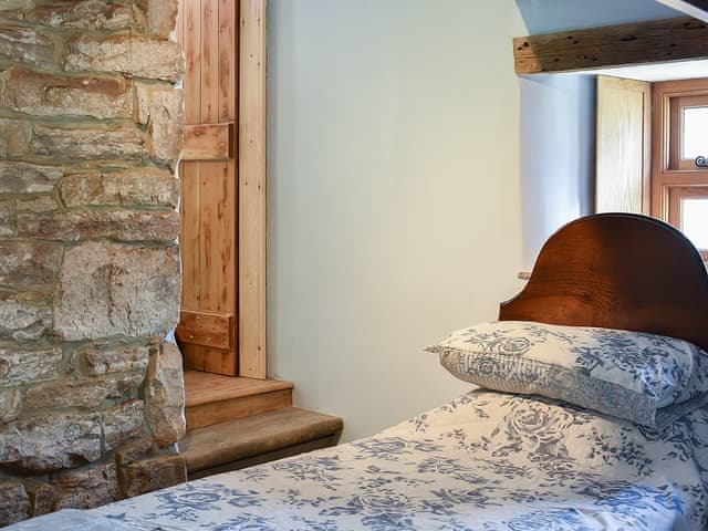 Twin bedroom | Gallivantin Cottage, Thornton Rust, near Hawes