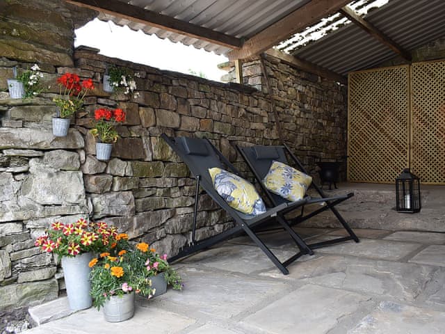 Sitting-out-area | Gallivantin Cottage, Thornton Rust, near Hawes