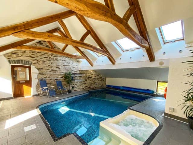 Ysgubor Uchaf, sleeps 8 in Narberth.