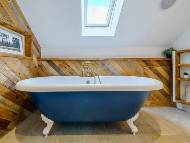 Bathroom | Turnip Cottage, Dalton, near Richmond