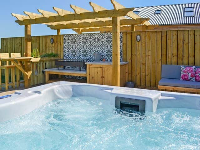 Hot tub | Ladybird Barn - Medlam Holiday Barns, Carrington, near Boston